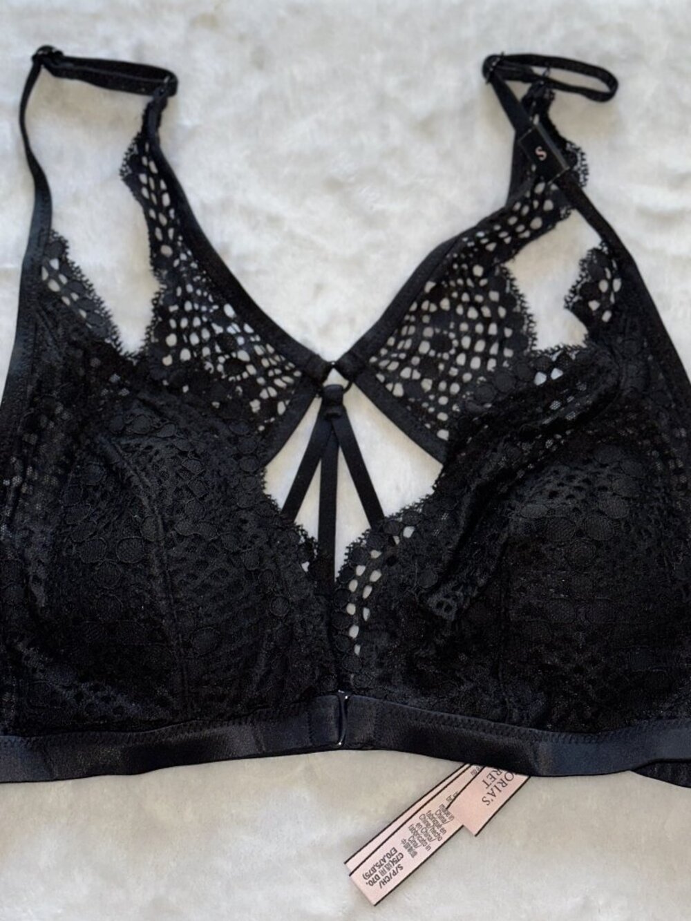 Victoria's Secret Front-Close Lace Racerback Wireless Bralette - Black Size: S